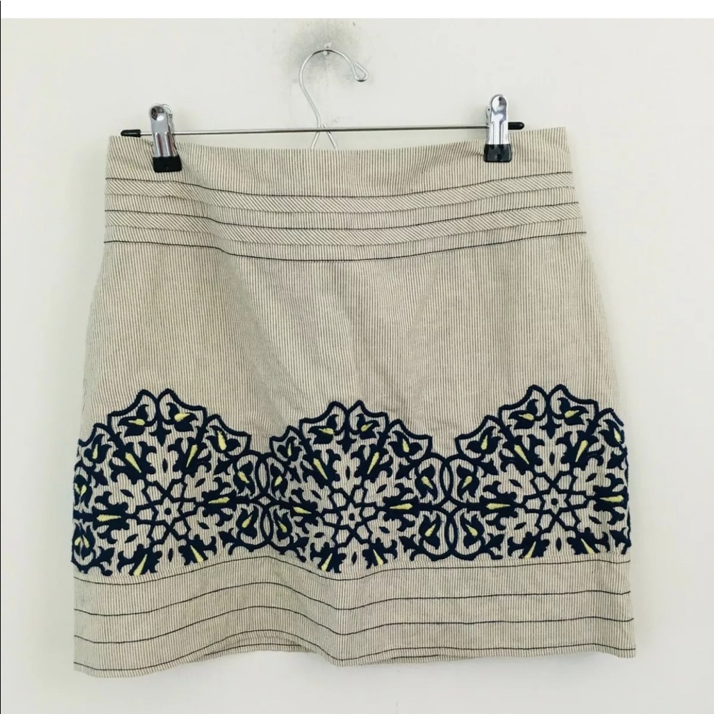 Anthropologie Floreat Pinstripe Thorny Thicket Embroidered Floral Skirt 8 - Picture 3 of 6